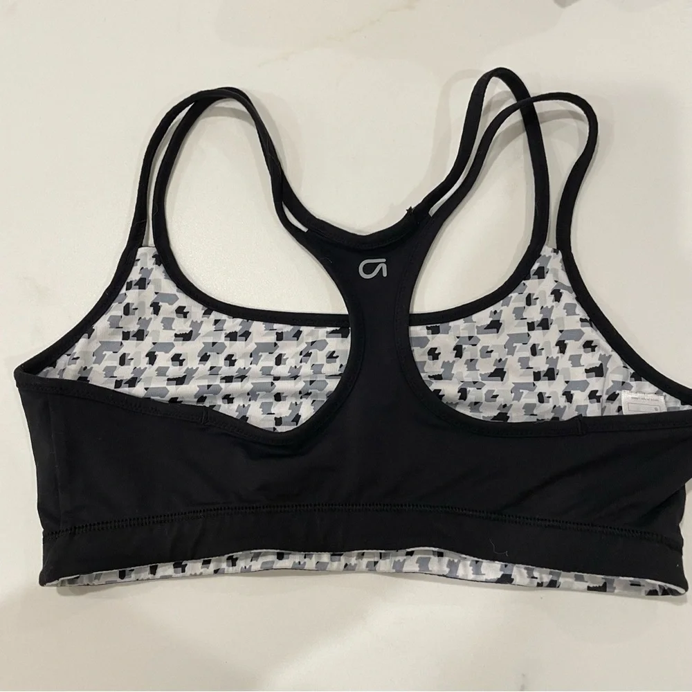 4/$30 GAP fit reversible sports bra size S small black white grey - Picture 3 of 5